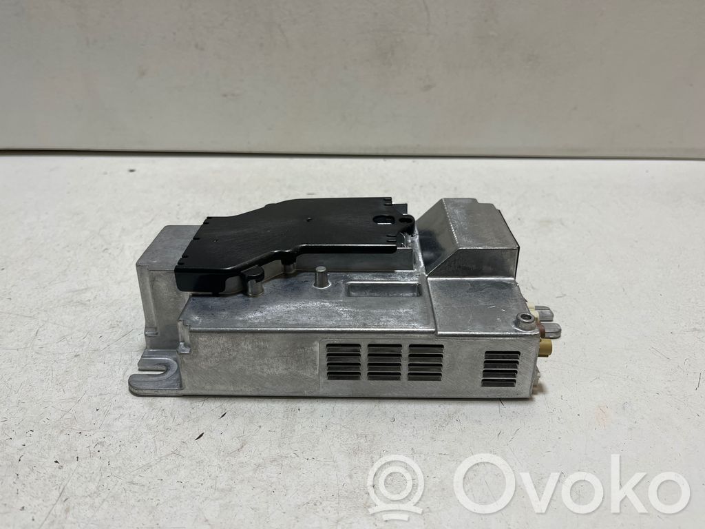 BMW i4 Garso stiprintuvas 