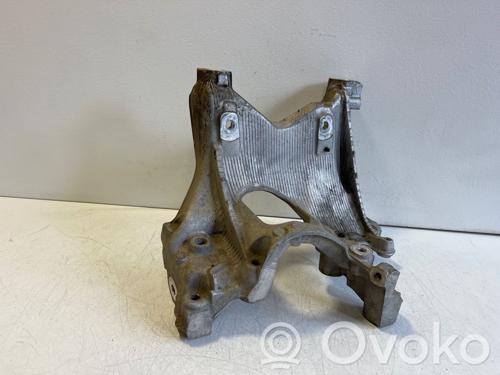Engine mounting bracket   8W0399295E