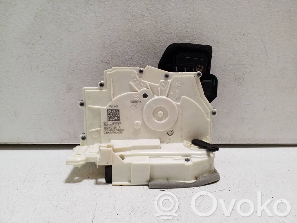 Porsche Taycan 9J1 Serratura portiera anteriore 