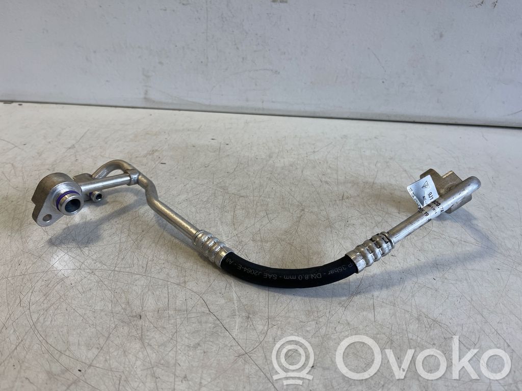 Porsche Taycan 9J1 Ilmastointilaitteen putki (A/C) 