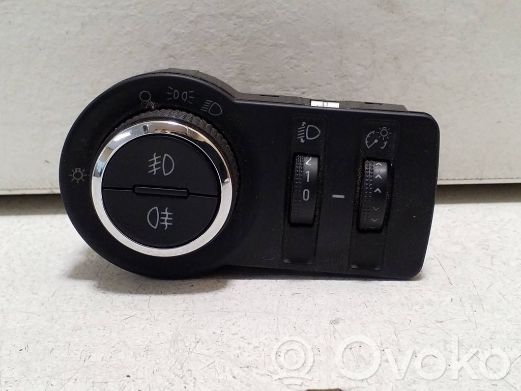 Chevrolet Orlando Interruptor de luz 