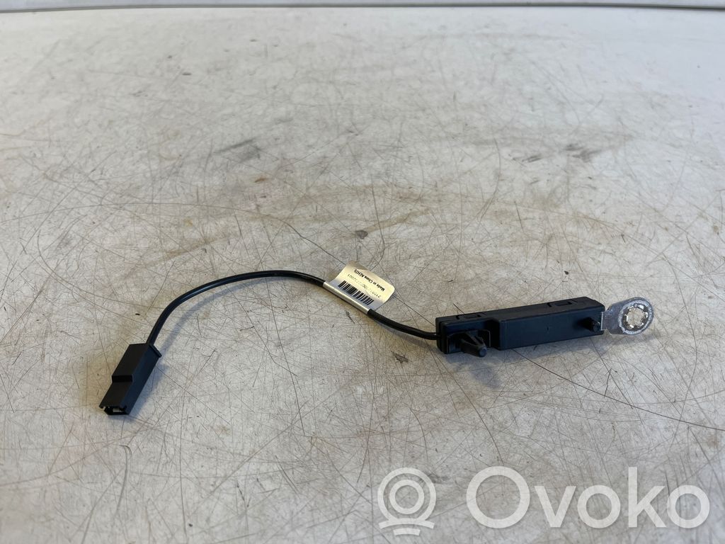 Polestar 2 Pystyantennivahvistin 