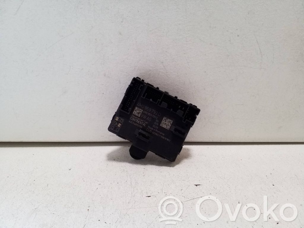 Audi Q7 4M Door control unit/module 