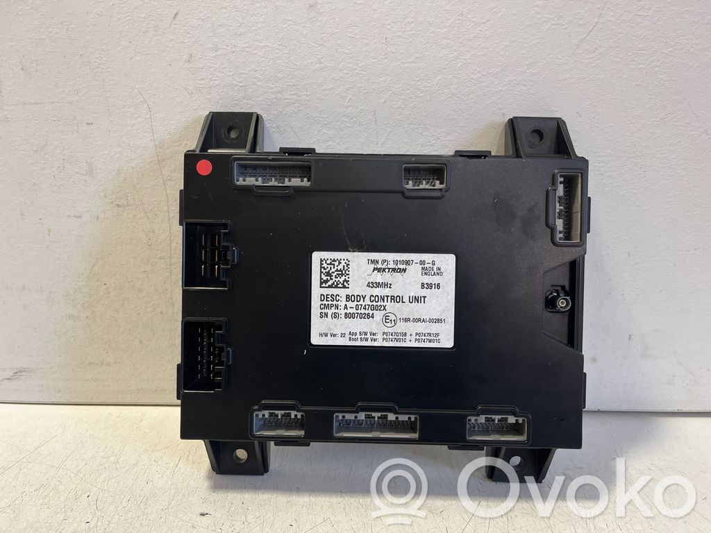 Steuergerät   101090700G,P0747015B,80070264,116R00RAL002851,A0747G02X