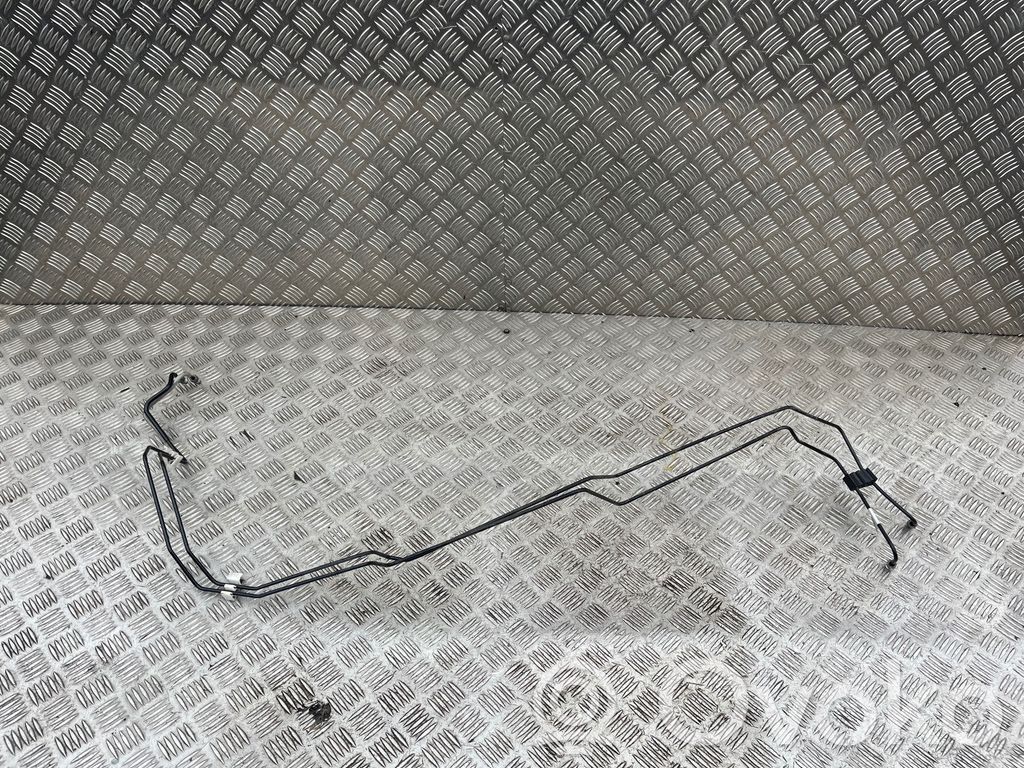 Tesla Model S Jarrutehostimen putki/letku 