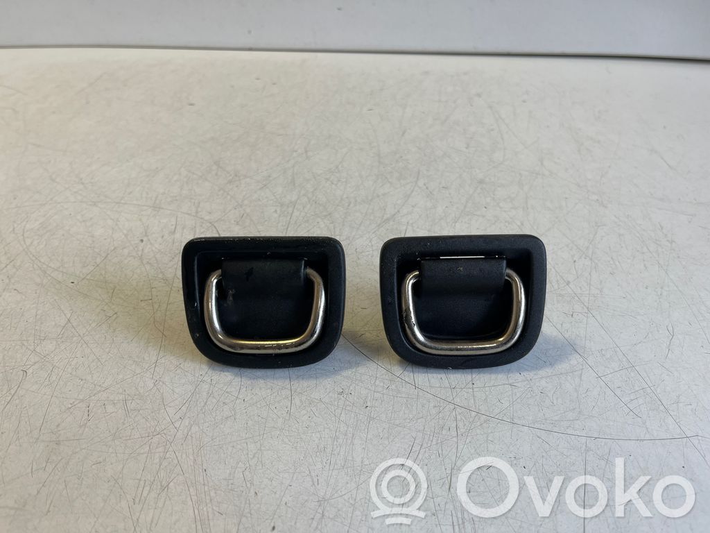Volkswagen T-Roc Fissaggio gancio/anello 