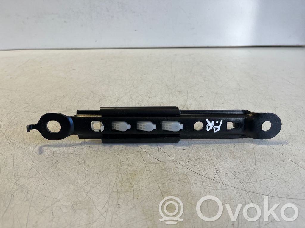 Toyota Corolla E210 E21 Guida di regolazione della cintura di sicurezza 