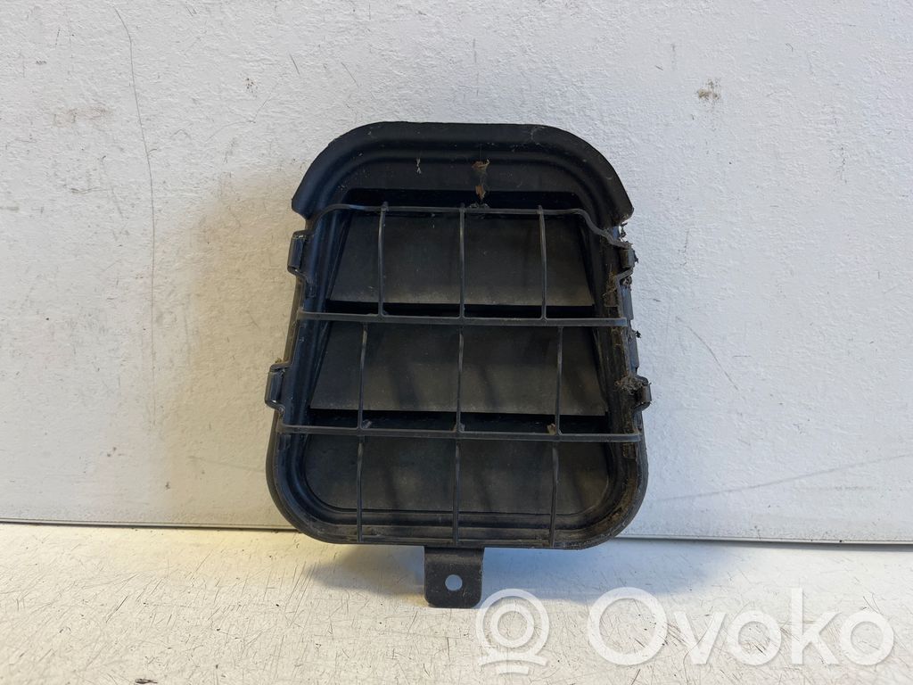 Grilă ventilație laterală   4G9819181C