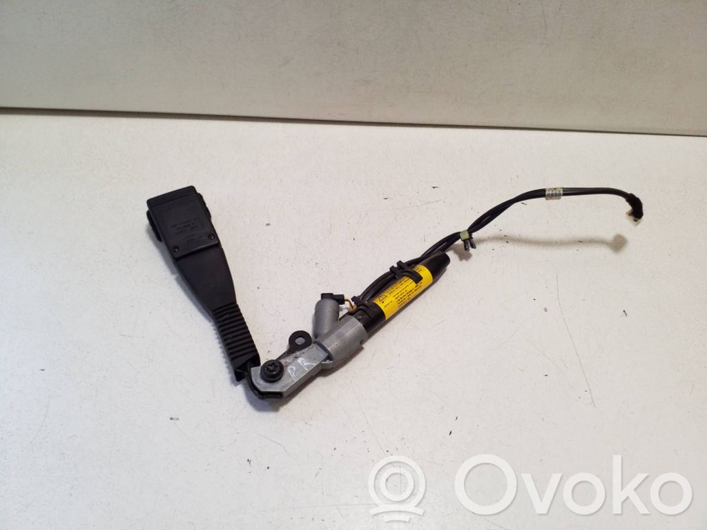 BMW X3 F25 Etuistuimen turvavyön solki 