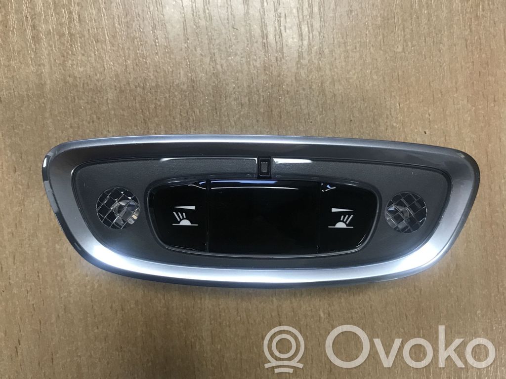 Volvo XC90 Luz del asiento trasero 
