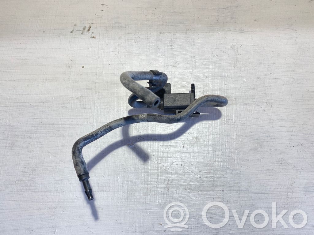 Jaguar XJ X351 Solenoid supapă turbosuflantă 
