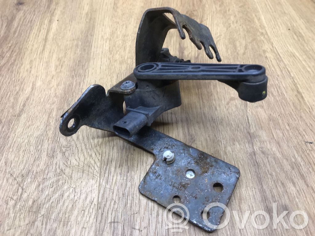 Land Rover Range Rover L405 Rear air suspension level height sensor 
