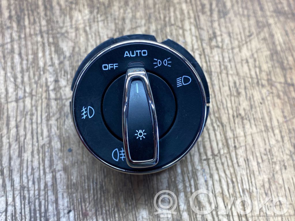 Porsche Macan (95B) Light switch 