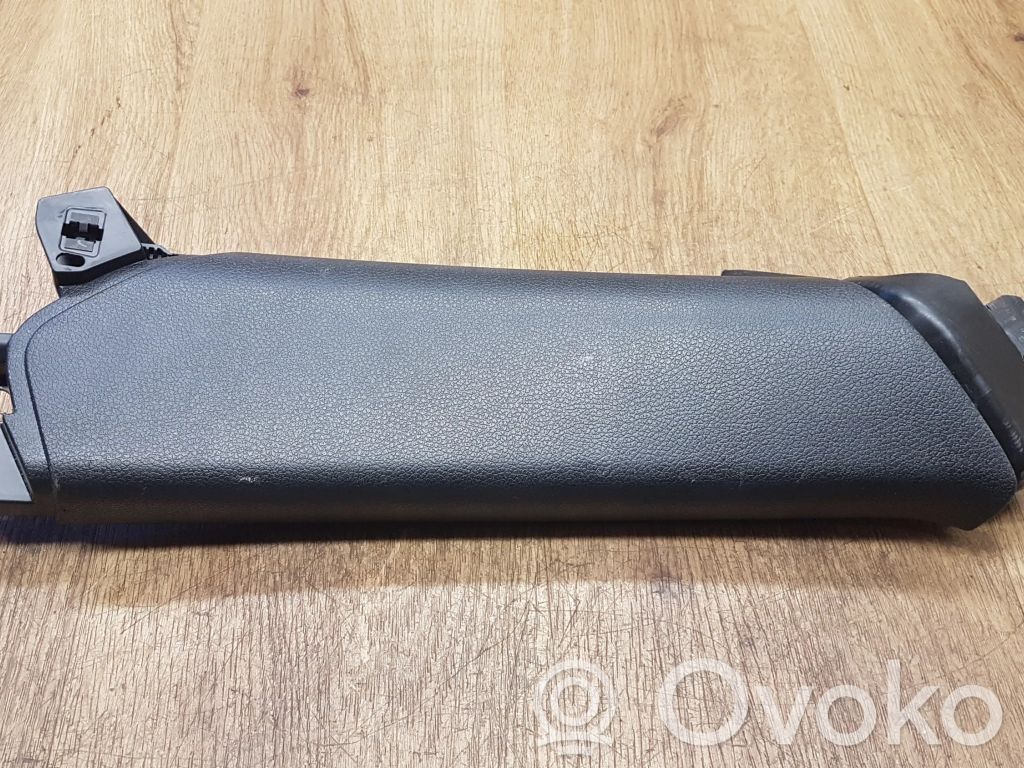 Porsche Macan (95B) (C) pillar trim 