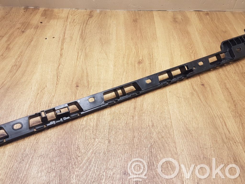 Porsche Macan (95B) Sill supporting ledge 