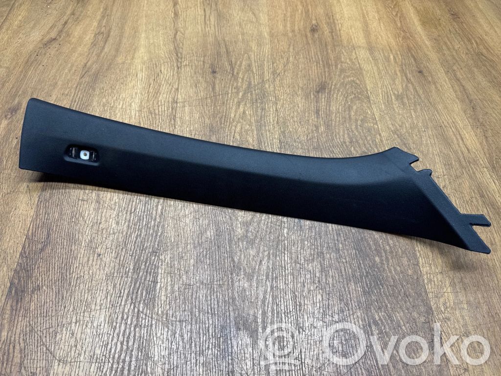 BMW 1 F40 Osłona słupka szyby przedniej / A 
