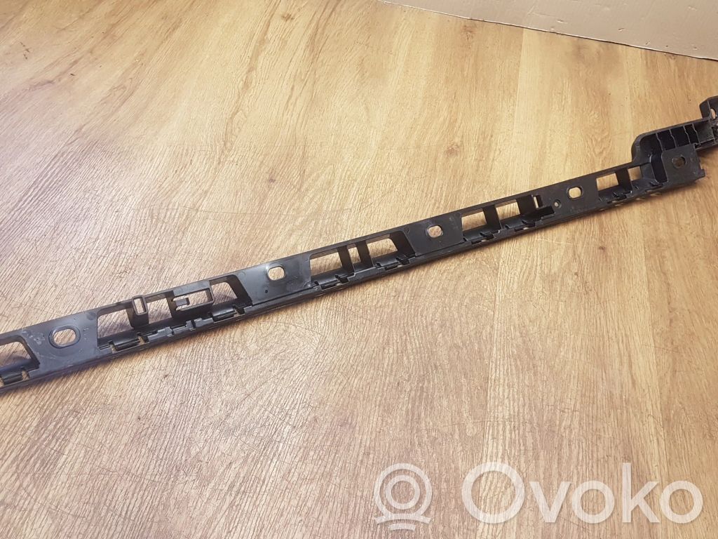 Porsche Macan (95B) Sill supporting ledge 