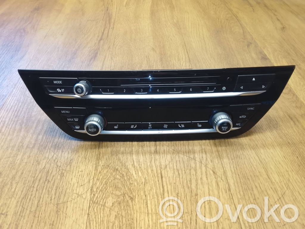 BMW X3 G01 Climate control unit 
