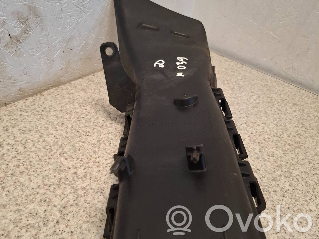 BMW 3 E92 E93 Air intake duct part 