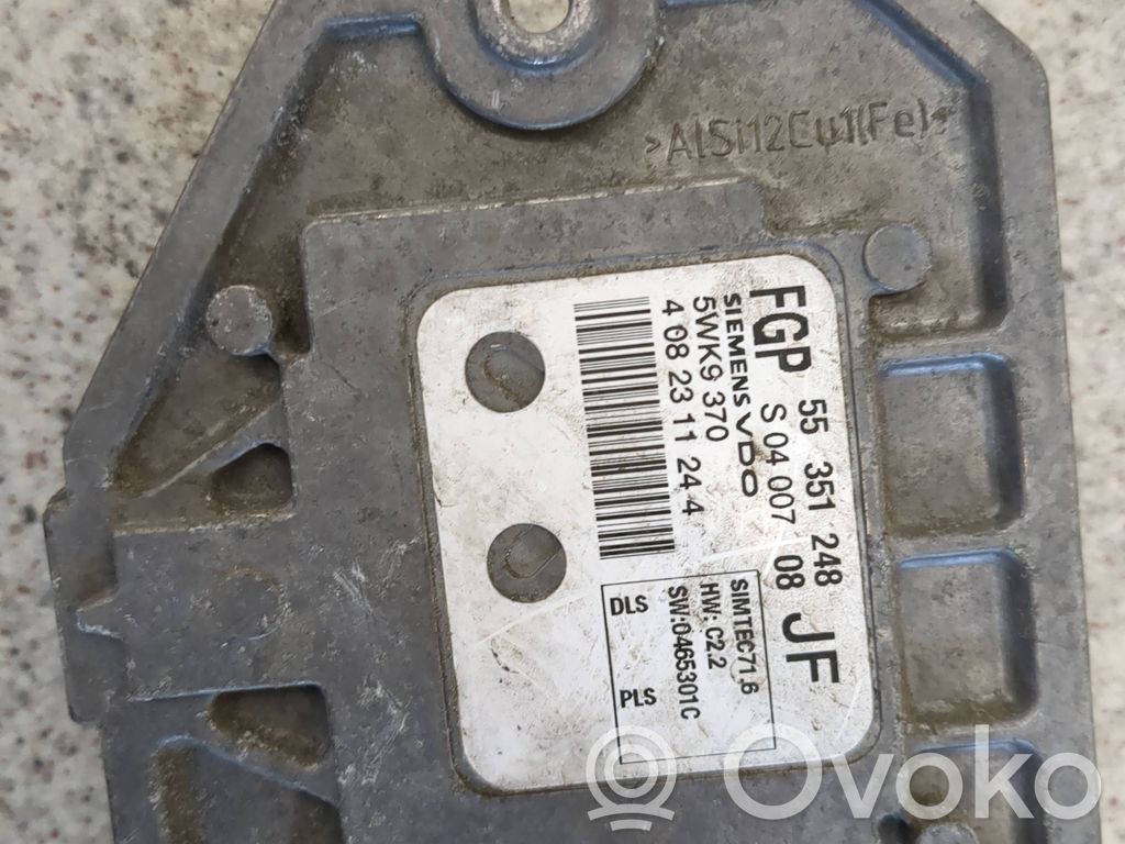 Opel Astra H Engine control unit/module 