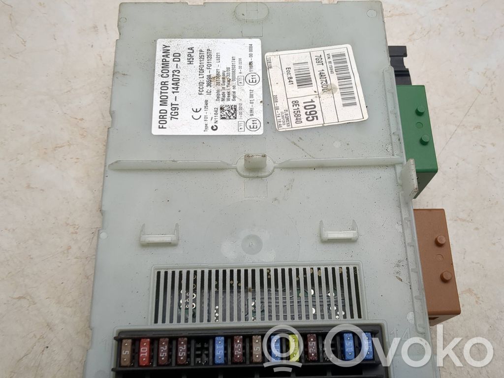 Ford Galaxy Fuse module 