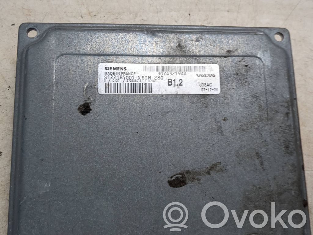 Volvo V50 Engine control unit/module 