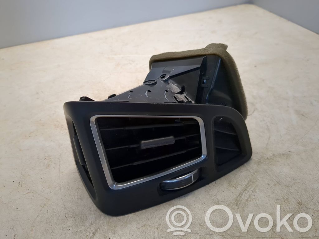 Ford C-MAX II Dysze / Kratki nawiewu deski rozdzielczej 