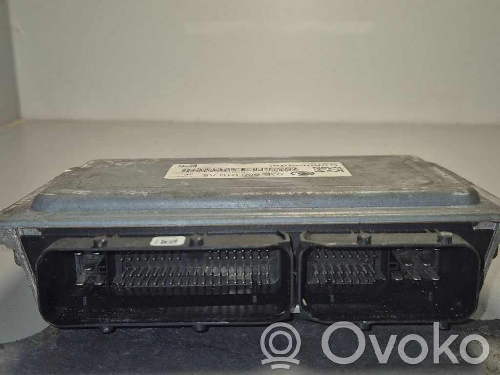 Skoda Fabia Mk1 (6Y) Engine control unit/module 