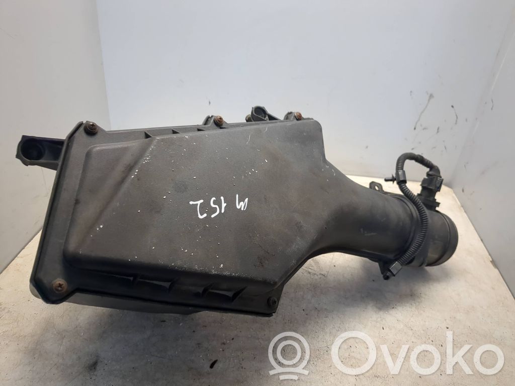 Volvo V40 Air filter box 