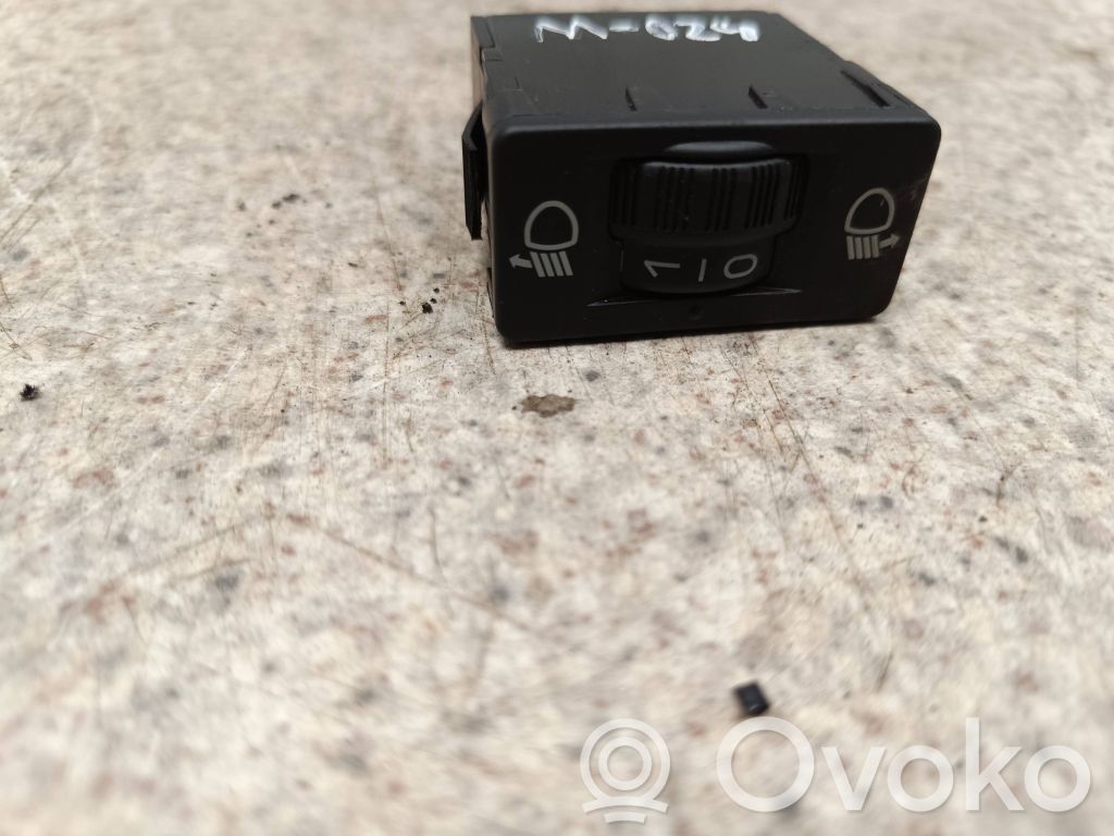 Citroen DS3 Headlight level height control switch 