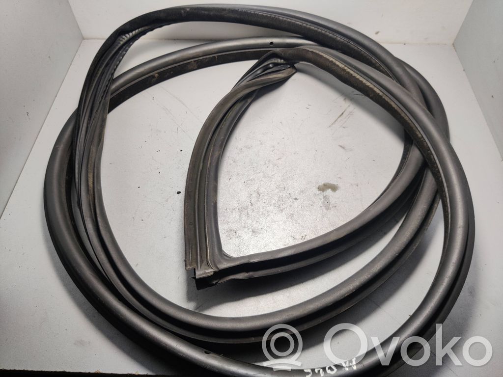 BMW 3 E92 E93 Rubber seal front door (on door) 
