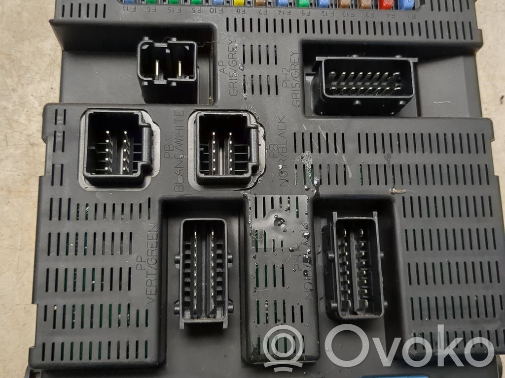 Peugeot Expert Comfort/convenience module 