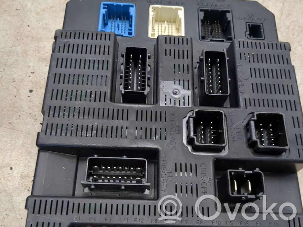 Peugeot Expert Comfort/convenience module 