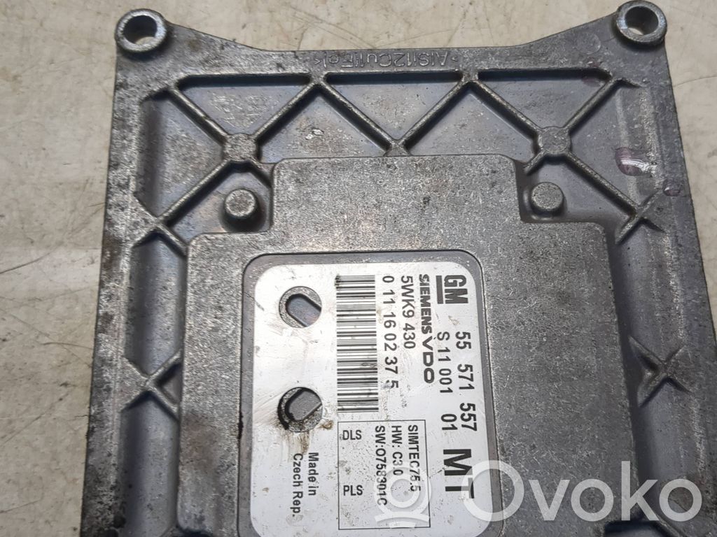 Opel Zafira B Sterownik / Moduł ECU 