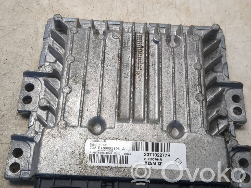 Dacia Duster Engine control unit/module 