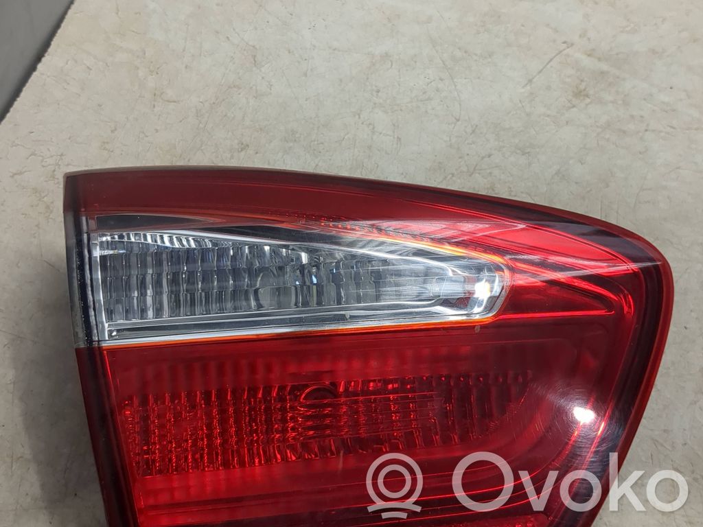 KIA Rio Tailgate rear/tail lights 