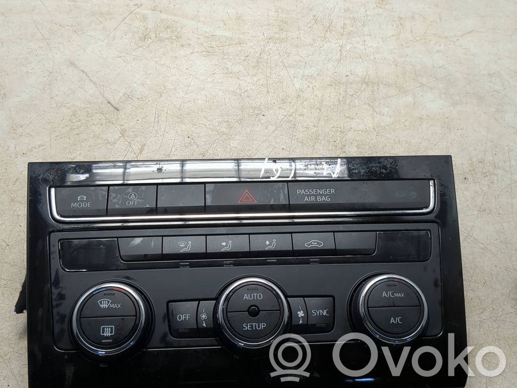 Seat Leon (5F) Climate control unit 