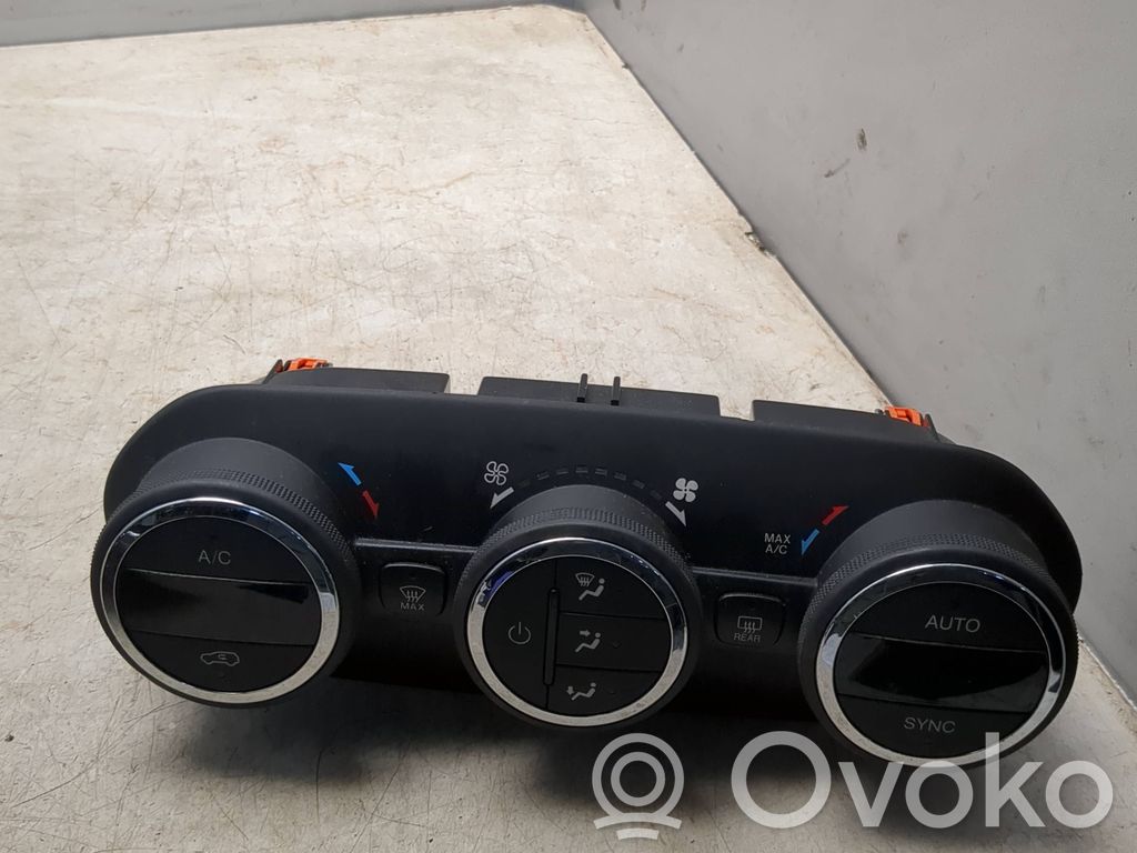 Jeep Renegade Climate control unit 