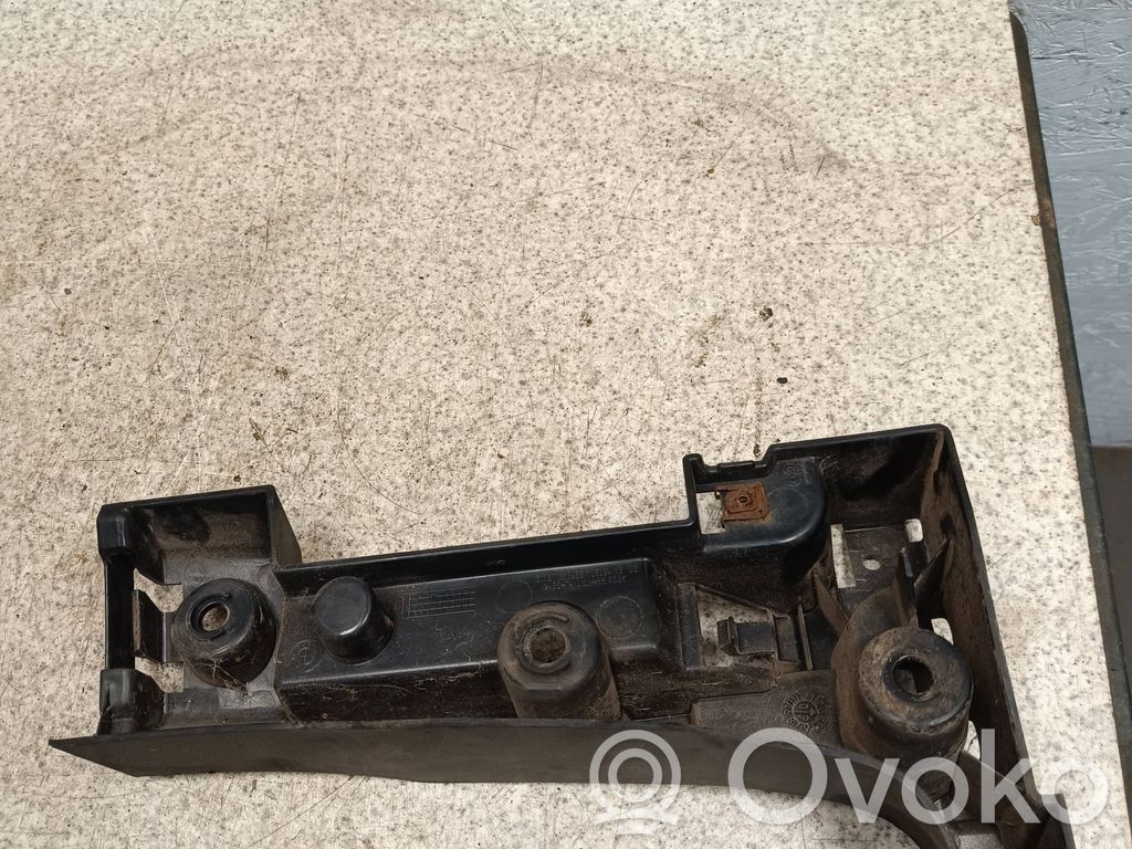 BMW X5 E70 Rear bumper mounting bracket 