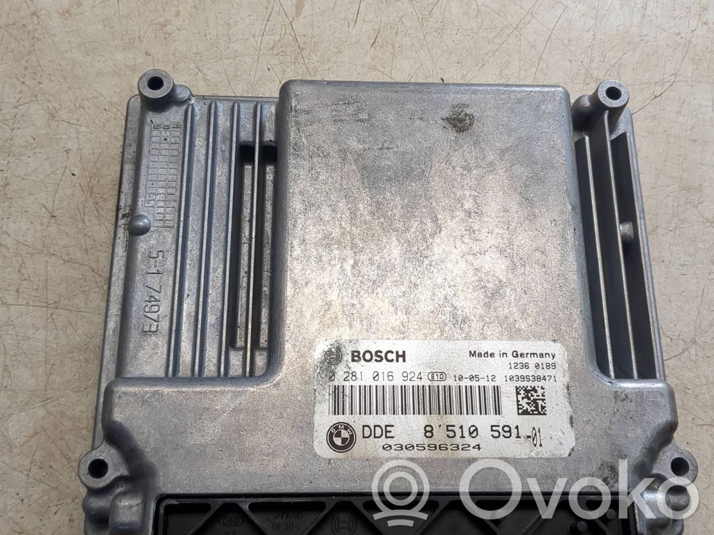 BMW 1 E82 E88 Engine control unit/module 