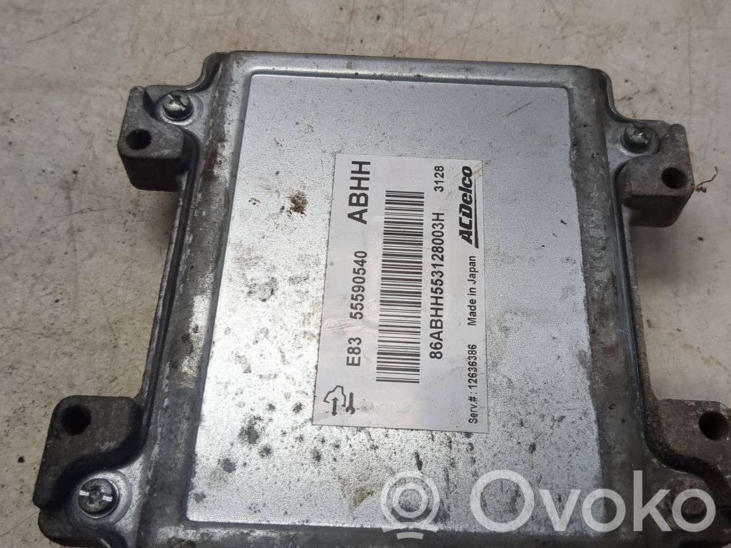 Opel Meriva B Dzinēja vadības bloks 