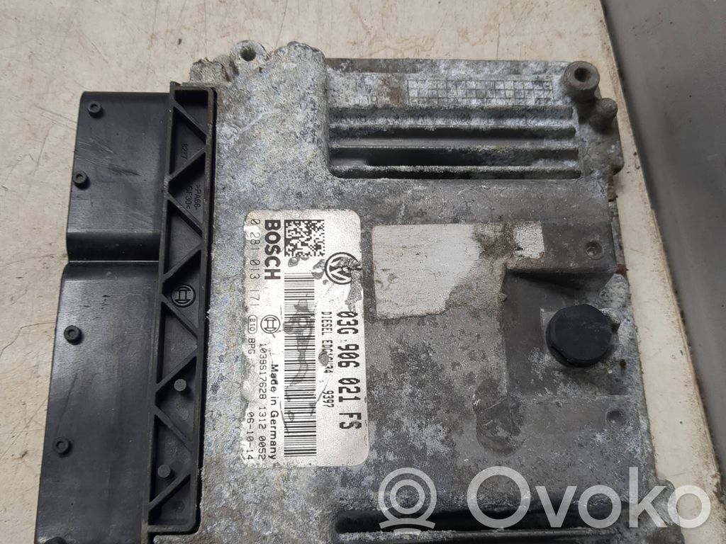 Volkswagen Eos Variklio valdymo blokas 