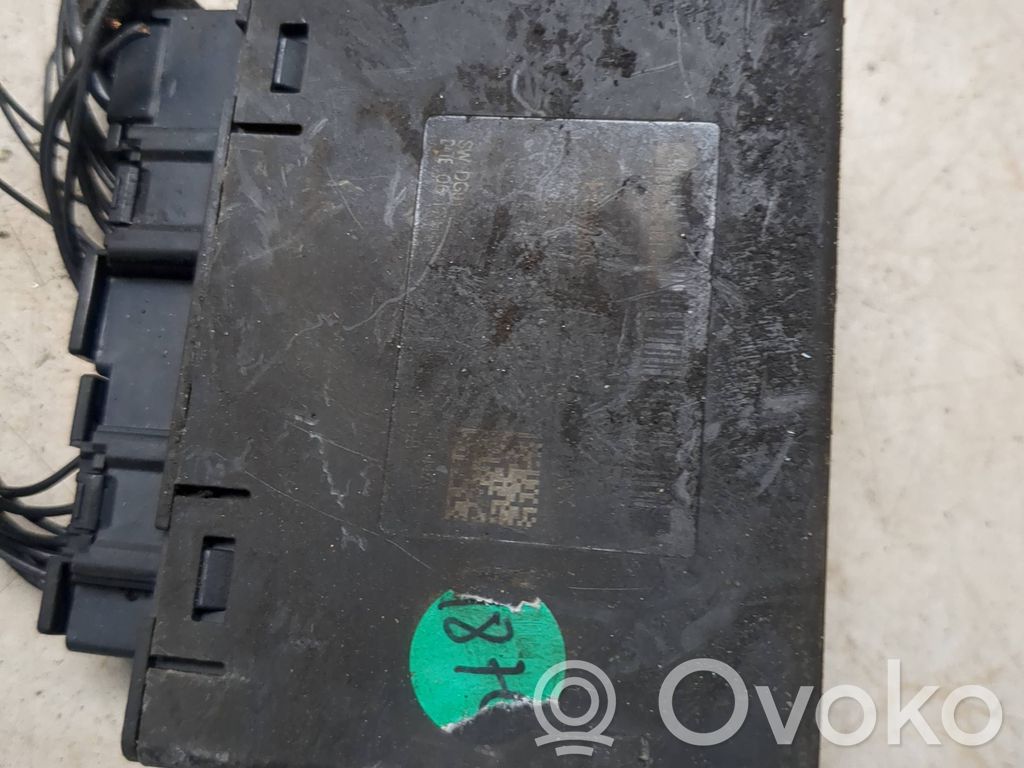 Ford Fusion Door control unit/module 