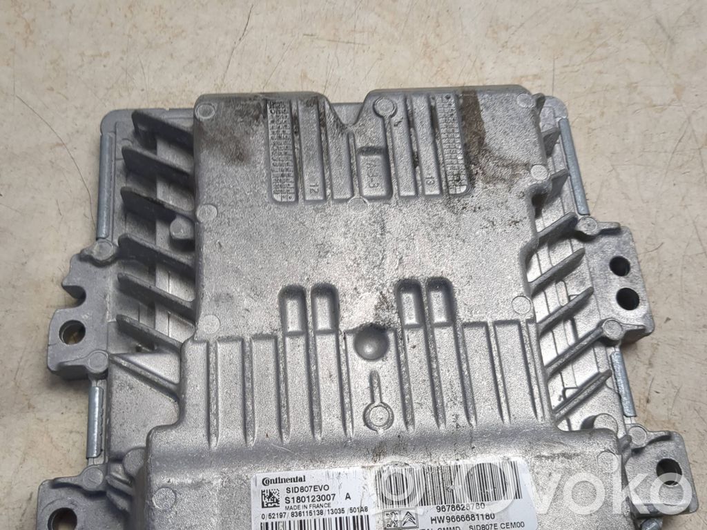 Engine control unit/module   S180123007A,9678628780,9666681180