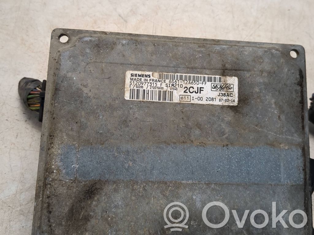 Ford Fiesta Engine control unit/module 