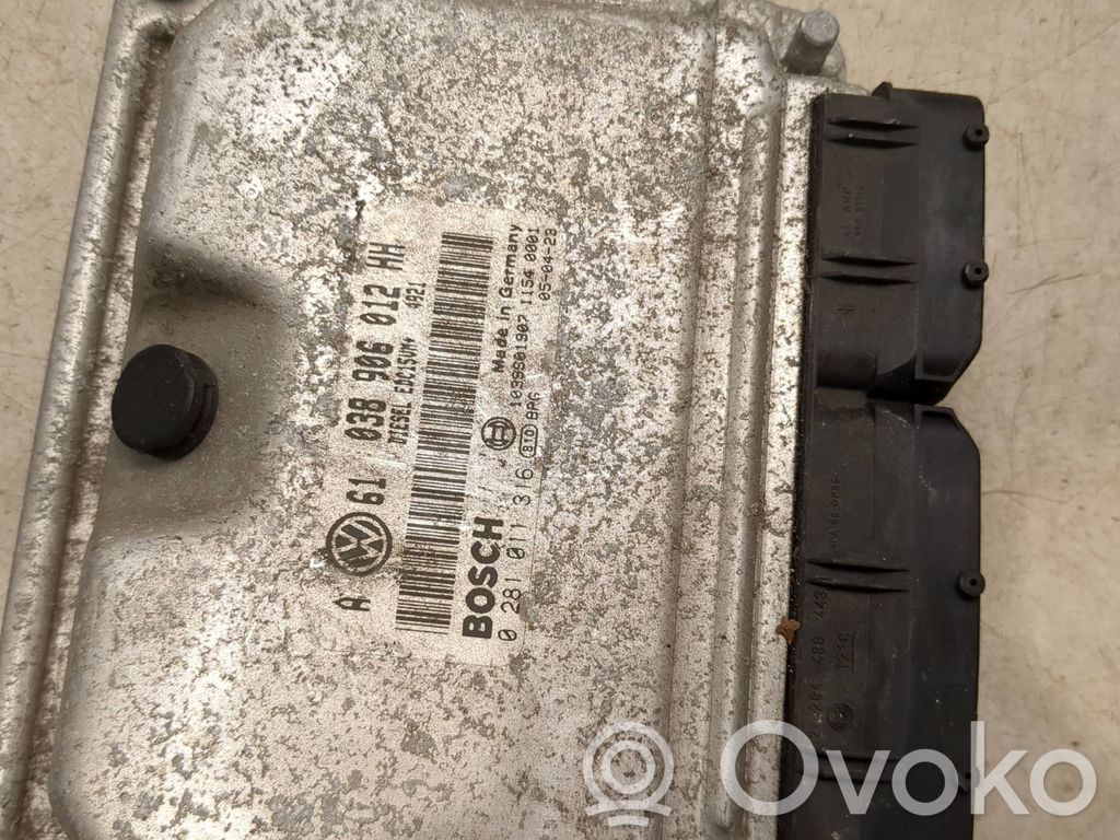 Volkswagen Golf IV Engine control unit/module 