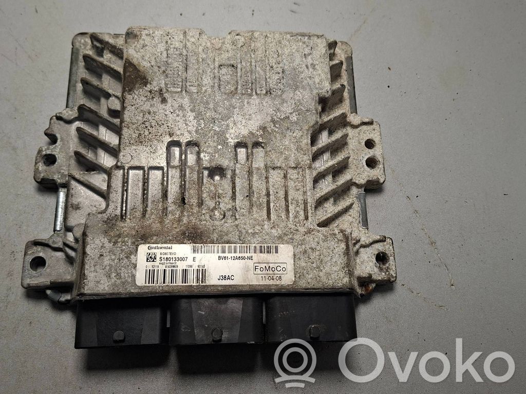Ford Focus Engine control unit/module 
