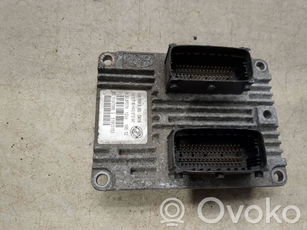 Fiat 500 Engine control unit/module 