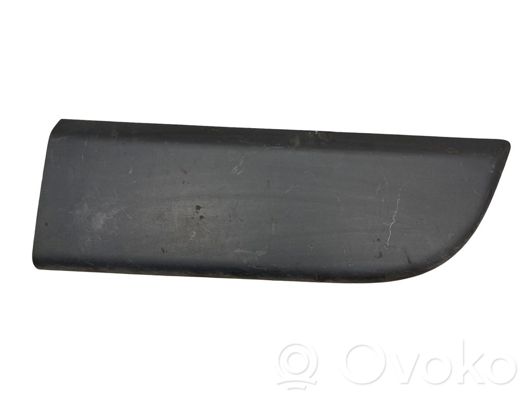 Nissan NV400 Priekšpusē durvju dekoratīvā apdare (moldings) 
