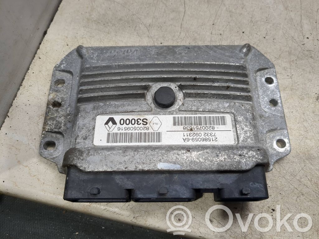 Renault Megane II Dzinēja vadības bloks 